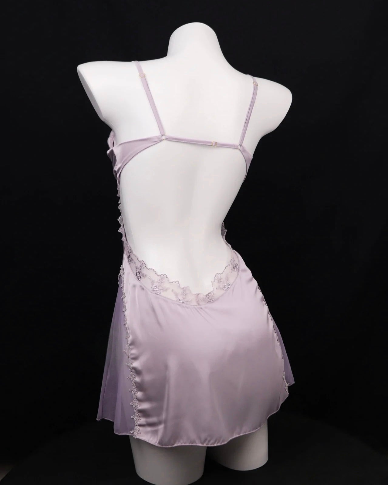 Vivica Lace Nightie in Purple