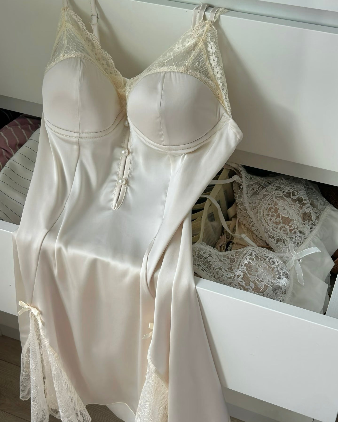 Juliet Satin Nightie Ivory