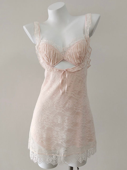 Lottie blush pink lace nightie with ruched underwire bust and keyhole ribbon tie – Giulietta Lounge
