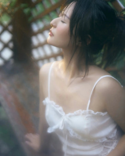 Swan Lace Nightie in Ivory