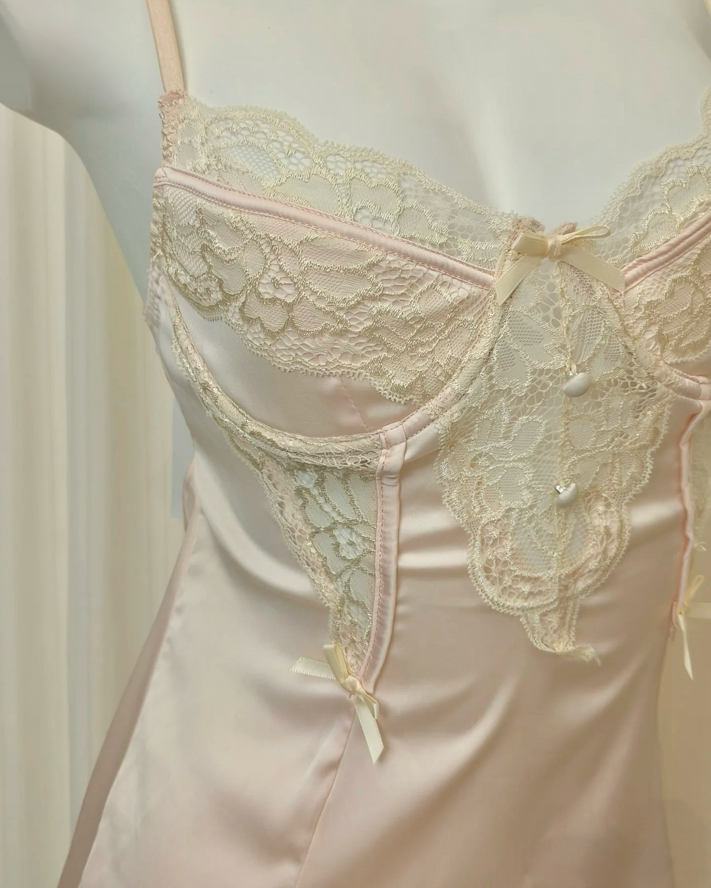 Angelique Underwire Nightie in Baby Pink